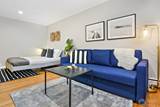 541 W Oakdale Apartments